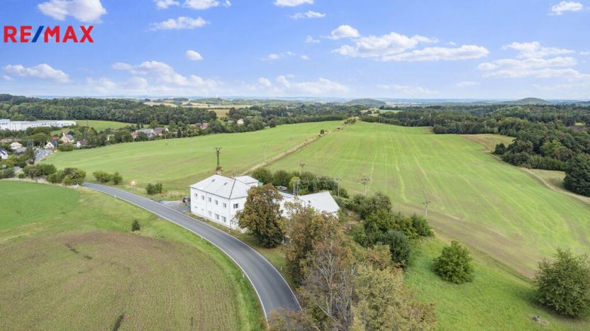 Prodej vícegeneračního domu, Skorošice, 1220 m2