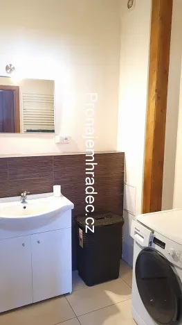 Pronájem bytu 2+kk, Hradec Králové, Okružní, 62 m2