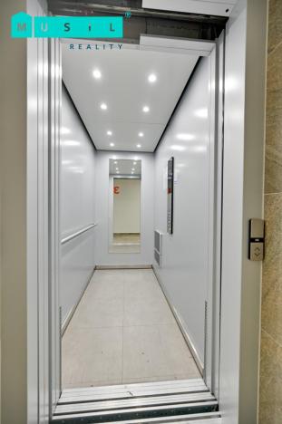 Pronájem bytu 2+kk, Olomouc, Eduarda Hamburgera, 62 m2