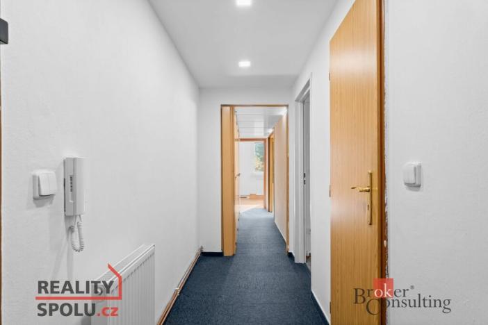 Prodej bytu 2+1, Kosmonosy, Jizerská, 64 m2