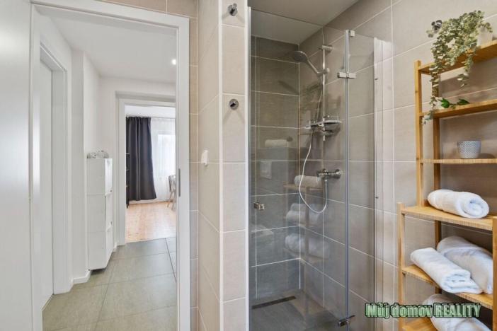 Pronájem bytu 2+kk, Praha - Čimice, Libčická, 55 m2