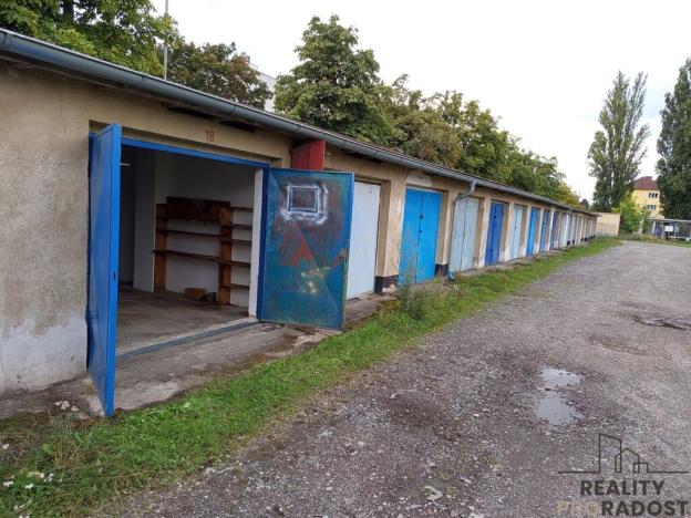 Prodej garáže, Pardubice, Demokratické Mládeže, 18 m2