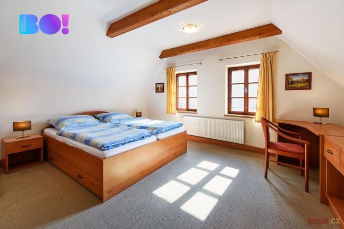 Prodej restaurace, Skuteč, Vítězslava Nováka, 780 m2