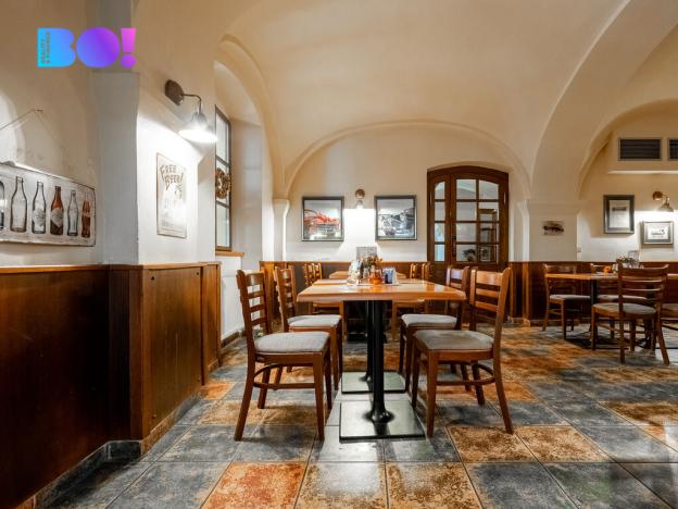 Prodej restaurace, Skuteč, Vítězslava Nováka, 780 m2