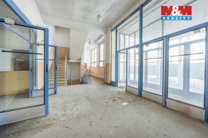 Pronájem skladu, Kladno, Buštěhradská, 18 m2