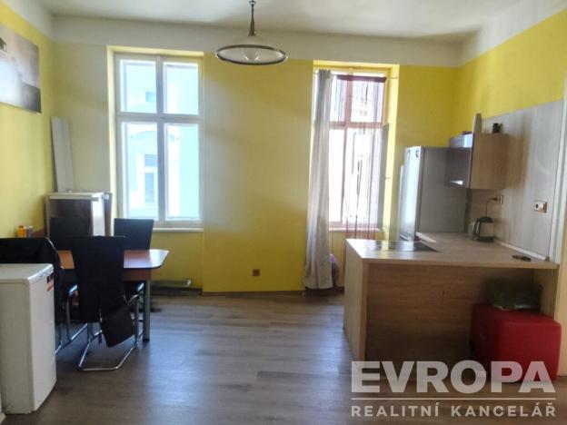 Pronájem bytu 2+kk, Mšeno, Mělnická, 53 m2