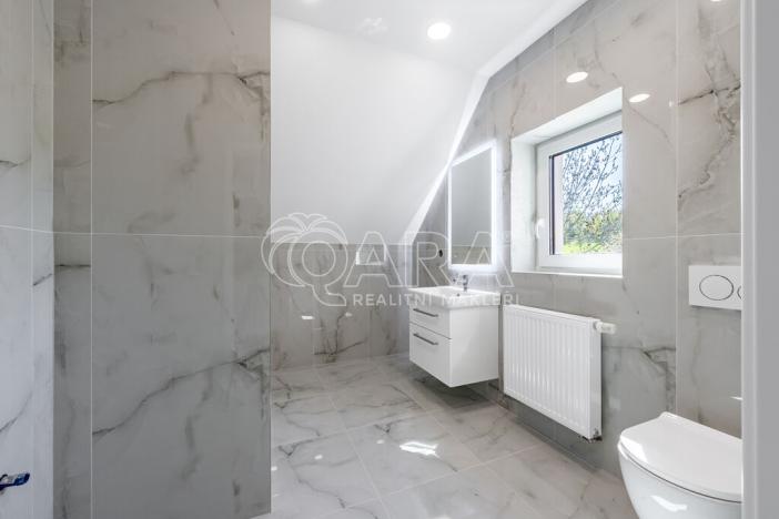 Prodej rodinného domu, Žebrák, Na Pěšině, 325 m2