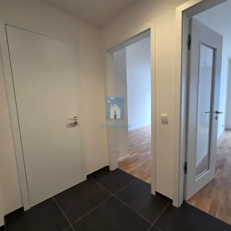 Pronájem bytu 2+kk, Praha, Maroldova, 43 m2