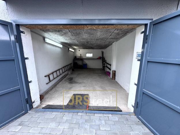 Prodej garáže, Hustopeče, 21 m2