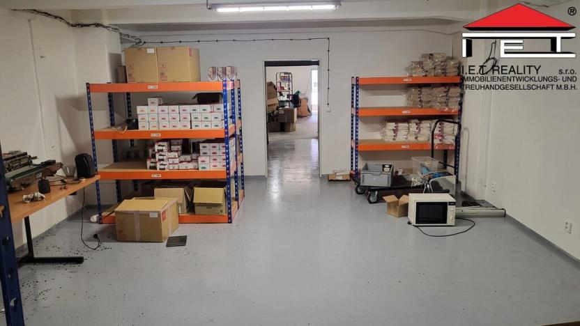 Pronájem skladu, Ostrava, Poděbradova, 450 m2