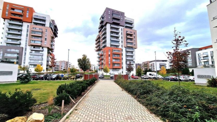 Pronájem bytu 2+kk, Praha - Letňany, Hlučkova, 59 m2