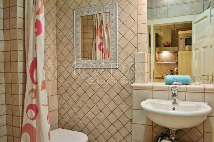 Pronájem bytu 1+1, Praha - Nové Město, Ostrovní, 30 m2