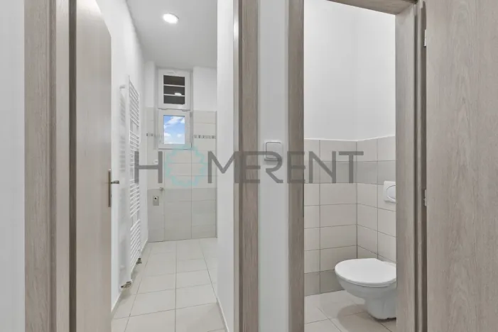 Pronájem bytu 3+1, Liberec - Liberec III-Jeřáb, nám. Soukenné, 106 m2