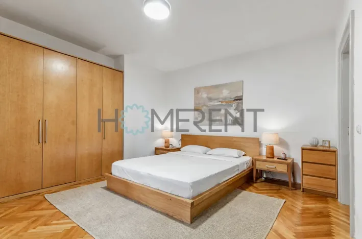 Pronájem bytu 3+1, Liberec - Liberec III-Jeřáb, nám. Soukenné, 106 m2