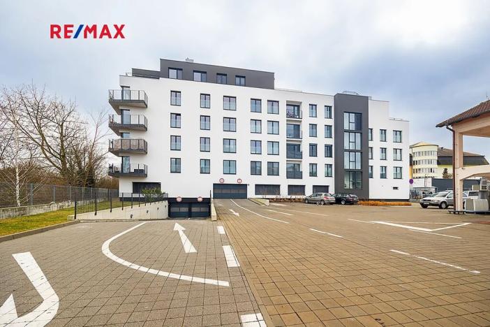 Pronájem bytu 1+kk, Beroun, Na Parkáně, 40 m2