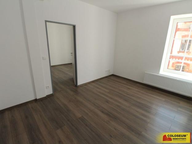 Pronájem bytu 2+kk, Znojmo, 54 m2