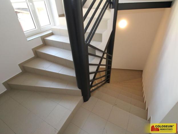 Pronájem bytu 2+kk, Znojmo, 54 m2