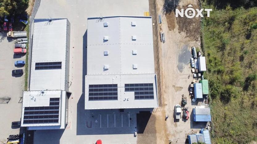 Pronájem skladu, Milovice, 386 m2