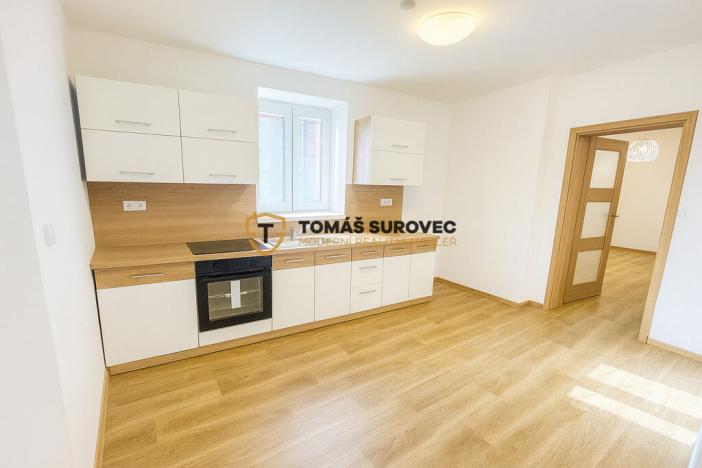 Pronájem bytu 2+1, Valašské Klobouky, Brumovská, 60 m2