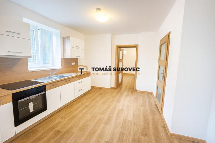 Pronájem bytu 2+1, Valašské Klobouky, Brumovská, 60 m2