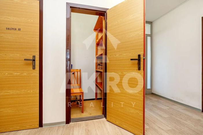 Prodej bytu 2+kk, Praha - Černý Most, Generála Janouška, 45 m2