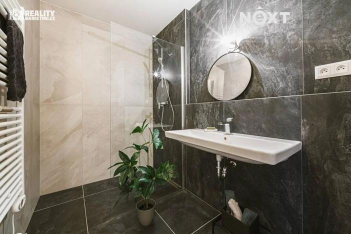 Prodej bytu 3+kk, Brno, Komárovská, 71 m2