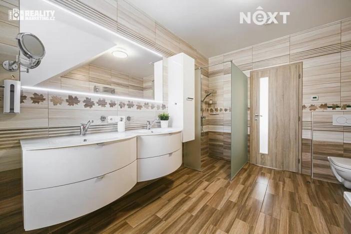 Prodej rodinného domu, Kovalovice, 308 m2