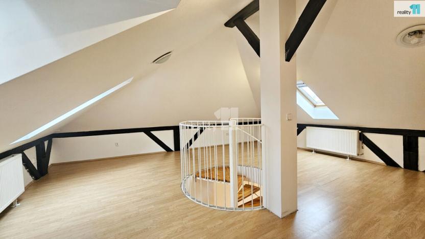 Pronájem bytu 2+kk, Kolín, Politických vězňů, 70 m2