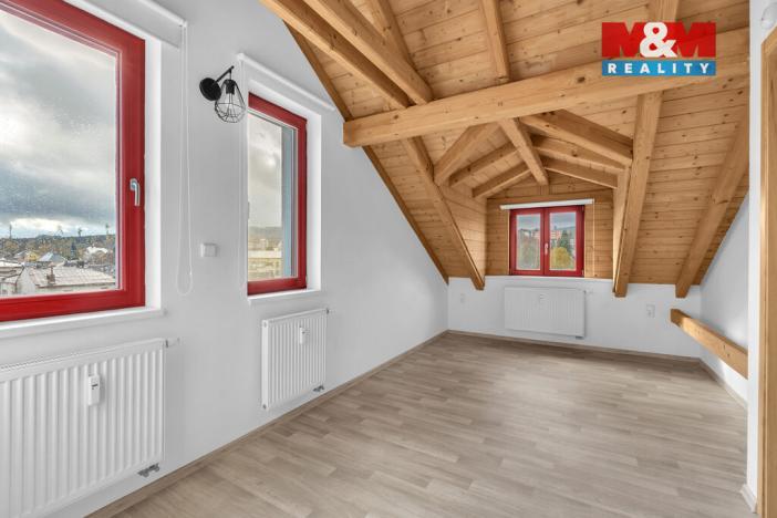 Pronájem bytu 3+kk, Lomnice nad Popelkou, Novoměstská, 75 m2