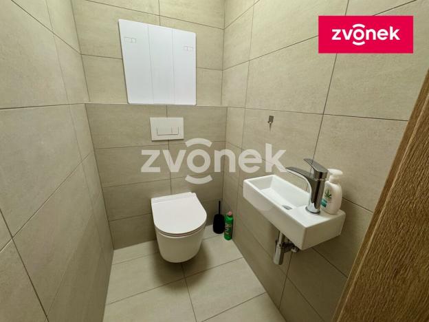 Pronájem bytu 2+kk, Zlín, Nad Stráněmi, 53 m2