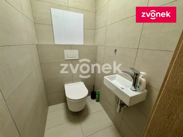 Pronájem bytu 2+kk, Zlín, Nad Stráněmi, 60 m2