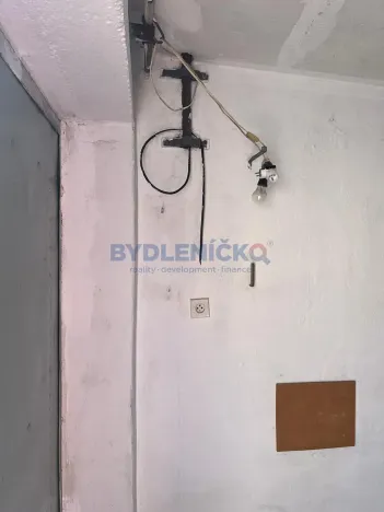 Pronájem garáže, České Budějovice, 15 m2