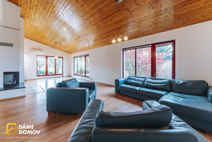 Prodej rodinného domu, Pohořelice, Školní, 350 m2