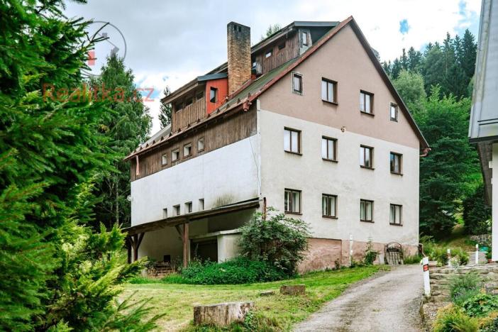 Prodej ubytování, Deštné v Orlických horách, 550 m2