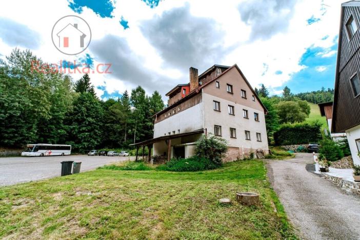 Prodej ubytování, Deštné v Orlických horách, 550 m2