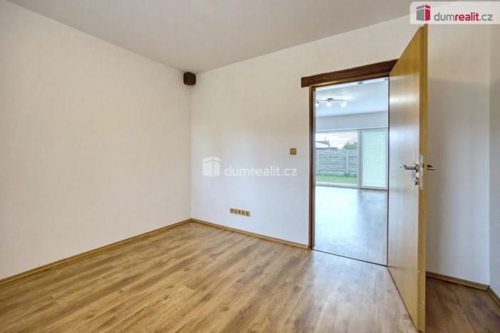 Pronájem bytu 2+kk, Neratovice - Lobkovice, Růžová, 56 m2