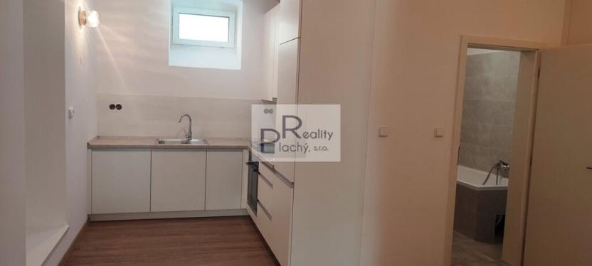 Pronájem bytu 2+kk, Znojmo, Palackého, 60 m2