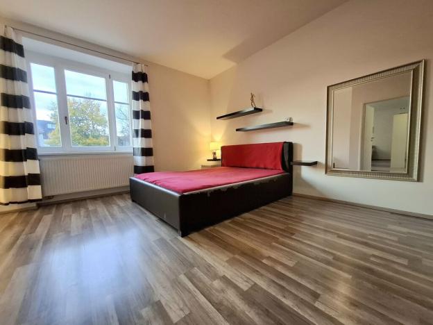 Pronájem bytu 2+kk, Hradec Králové, Střelecká, 65 m2