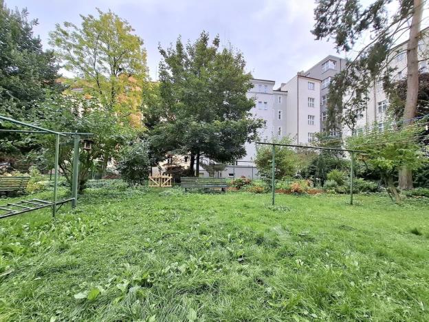 Pronájem bytu 2+kk, Hradec Králové, Střelecká, 65 m2