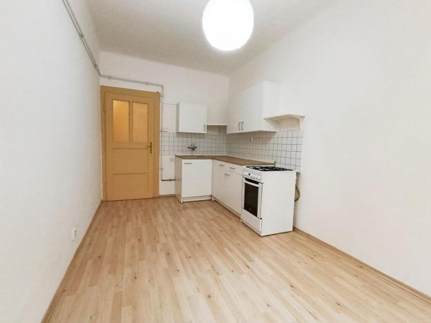 Prodej bytu 2+kk, Praha - Žižkov, Žerotínova, 40 m2
