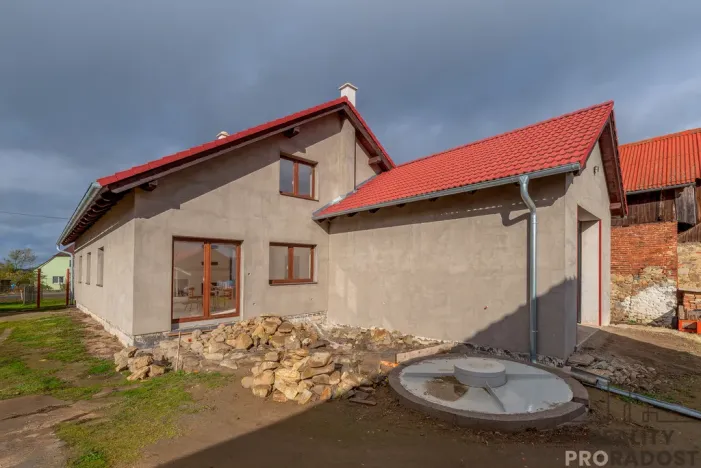 Prodej rodinného domu, Luka nad Jihlavou - Svatoslav, 200 m2