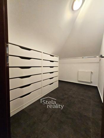 Pronájem bytu 4+kk, Krnov, Ježník, 160 m2