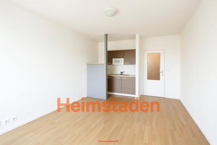 Pronájem bytu 1+kk, Orlová - Lutyně, Osvobození, 28 m2