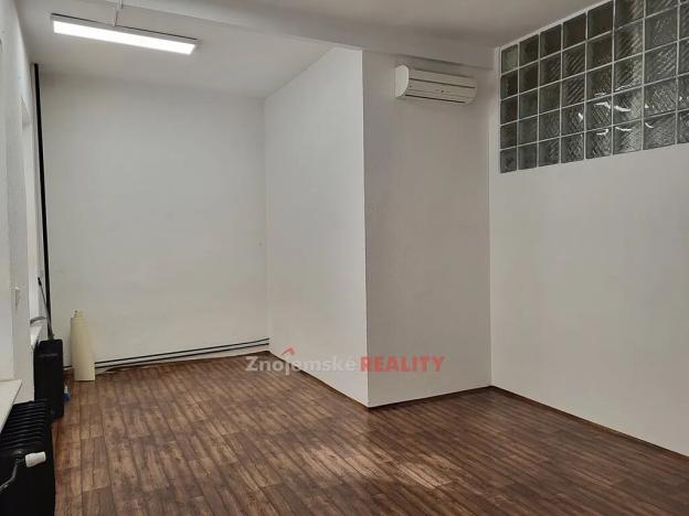 Pronájem kanceláře, Znojmo, Lidická, 27 m2