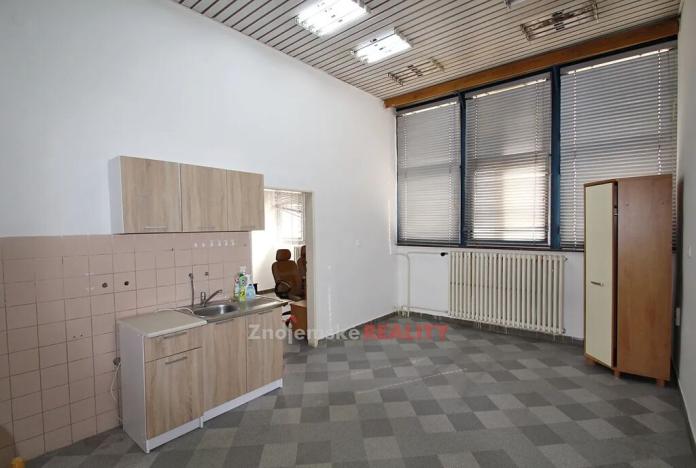 Pronájem obchodního prostoru, Znojmo, 97 m2