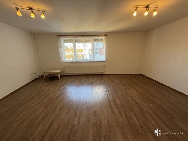 Pronájem bytu 1+kk, Praha - Libeň, Pod plynojemem, 45 m2