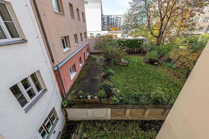 Pronájem bytu 1+1, Praha - Holešovice, Komunardů, 48 m2