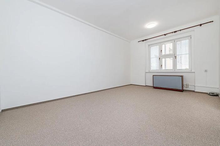 Pronájem bytu 1+1, Praha - Holešovice, Komunardů, 48 m2