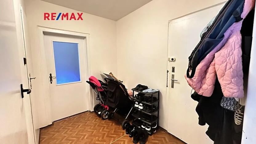 Prodej bytu 2+1, Praha - Černý Most, Trytova, 63 m2