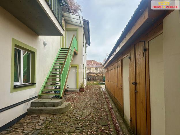 Pronájem bytu 2+kk, Kouřim, Mírové náměstí, 39 m2